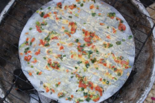 Bánh tráng nướng trứng tép